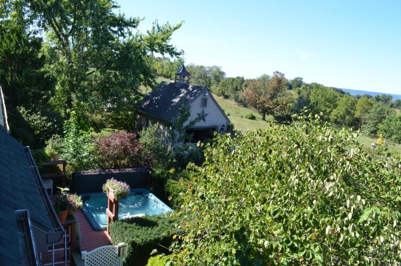 Annville Inn Bed & Breakfast Bed & Breakfast Annville