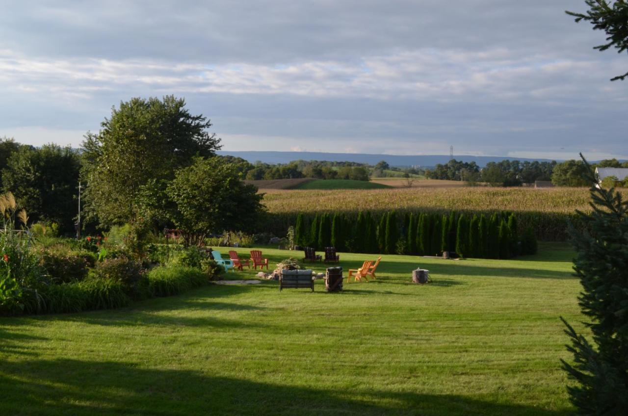 Annville Inn Bed & Breakfast Bed & Breakfast